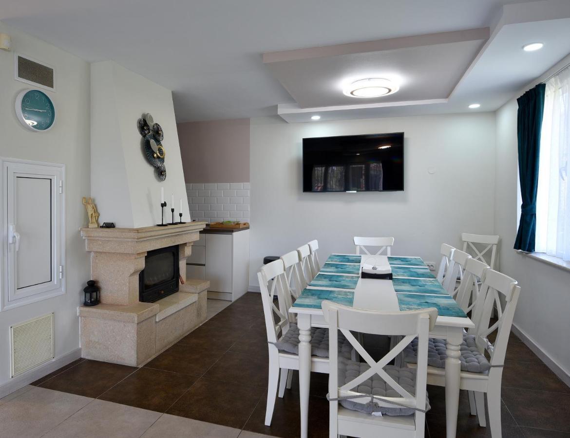 בלצ'יק Villa Holiday מראה חיצוני תמונה