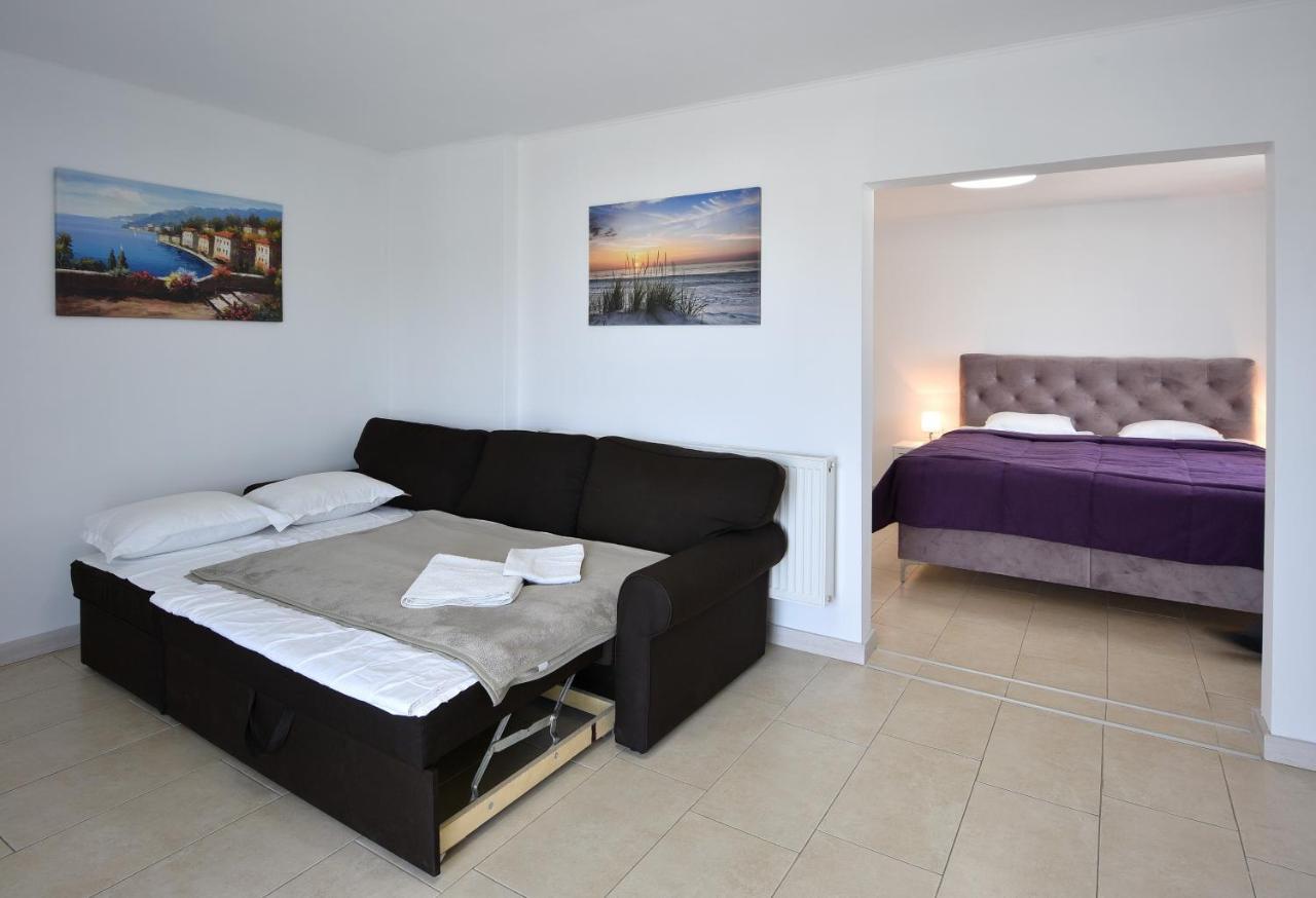 בלצ'יק Villa Holiday מראה חיצוני תמונה