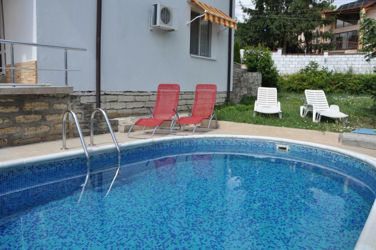 בלצ'יק Villa Holiday מראה חיצוני תמונה