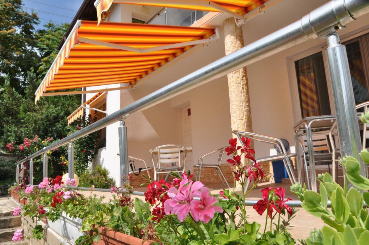 בלצ'יק Villa Holiday מראה חיצוני תמונה